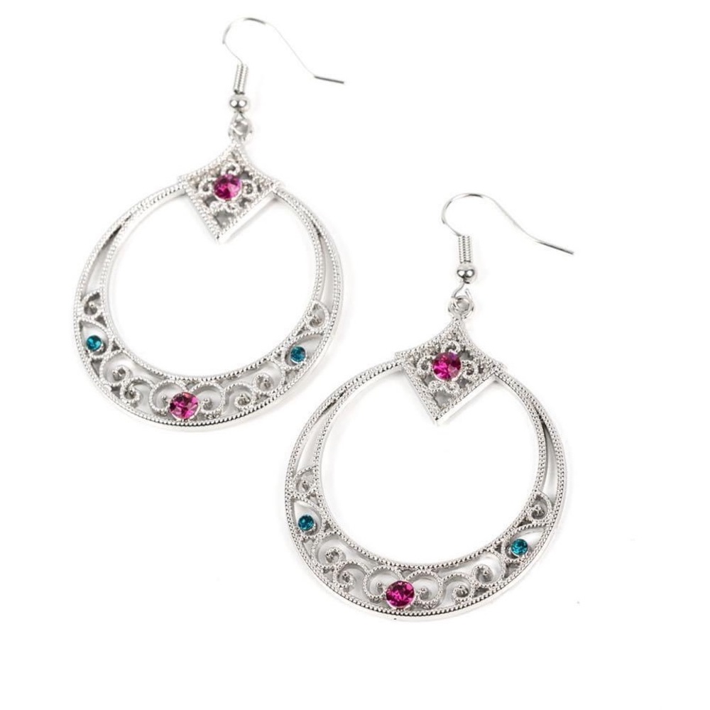 🐾 Royal Resort Multi Ear Rings🐥 - Picture 2 of 3